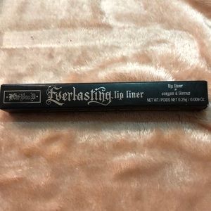 NIB KAT VON D Everlasting Lip Liner “Kevvy”